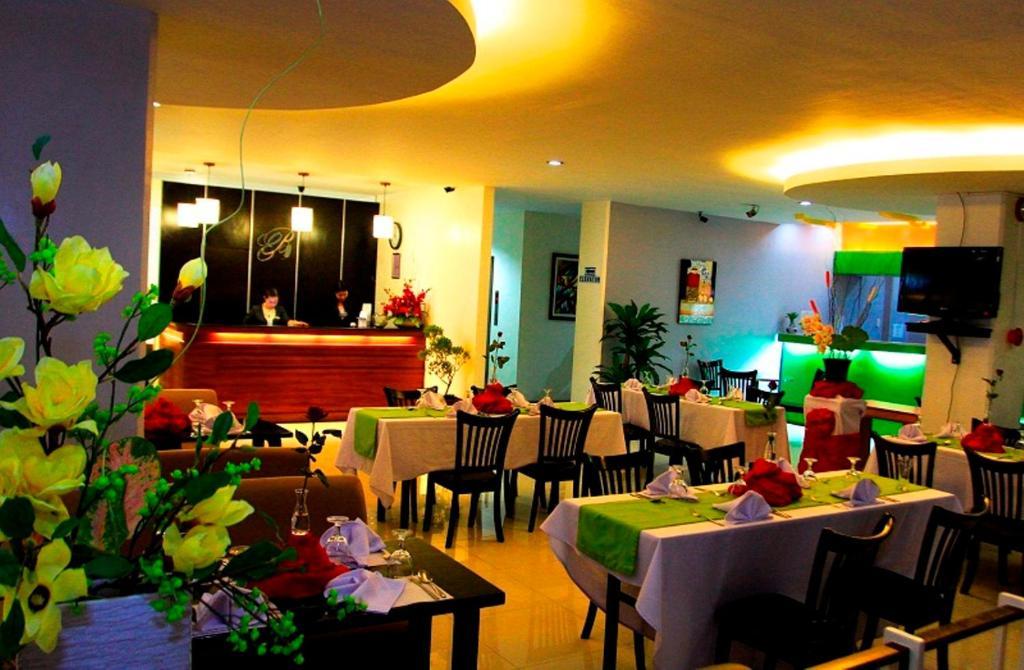 El Bajada Hotel Davao City Buitenkant foto